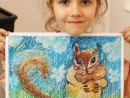 Grup 6 8 ani Desen in pastel uleios Veverita Miruna 130x98 Atelier de pictura si desen, 6 8 ani