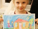 Grup 4 6 ani Desen in creioane colorate Vacanta mea Tania 130x98 Atelier de pictura si desen, 4 6 ani