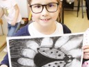 Grup 6 8 ani Gargarita Desen carbune Theea 130x98 Atelier de pictura si desen, 6 8 ani