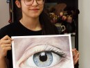 Grup Figura Umana Desen Pastel Cretat Ochi Irisz 130x98 Atelier de pictura si desen, 14 18 ani